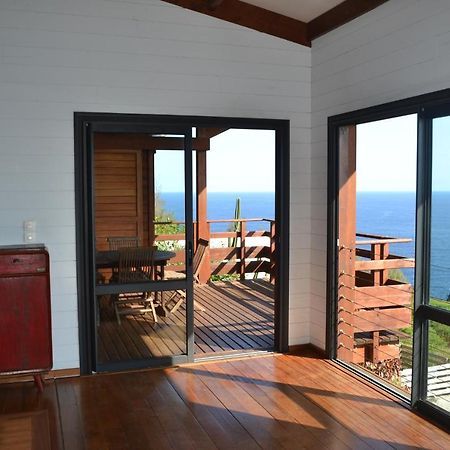 Villa Atypique Le Chat Perche De Grand Anse Petite-Ile Luaran gambar